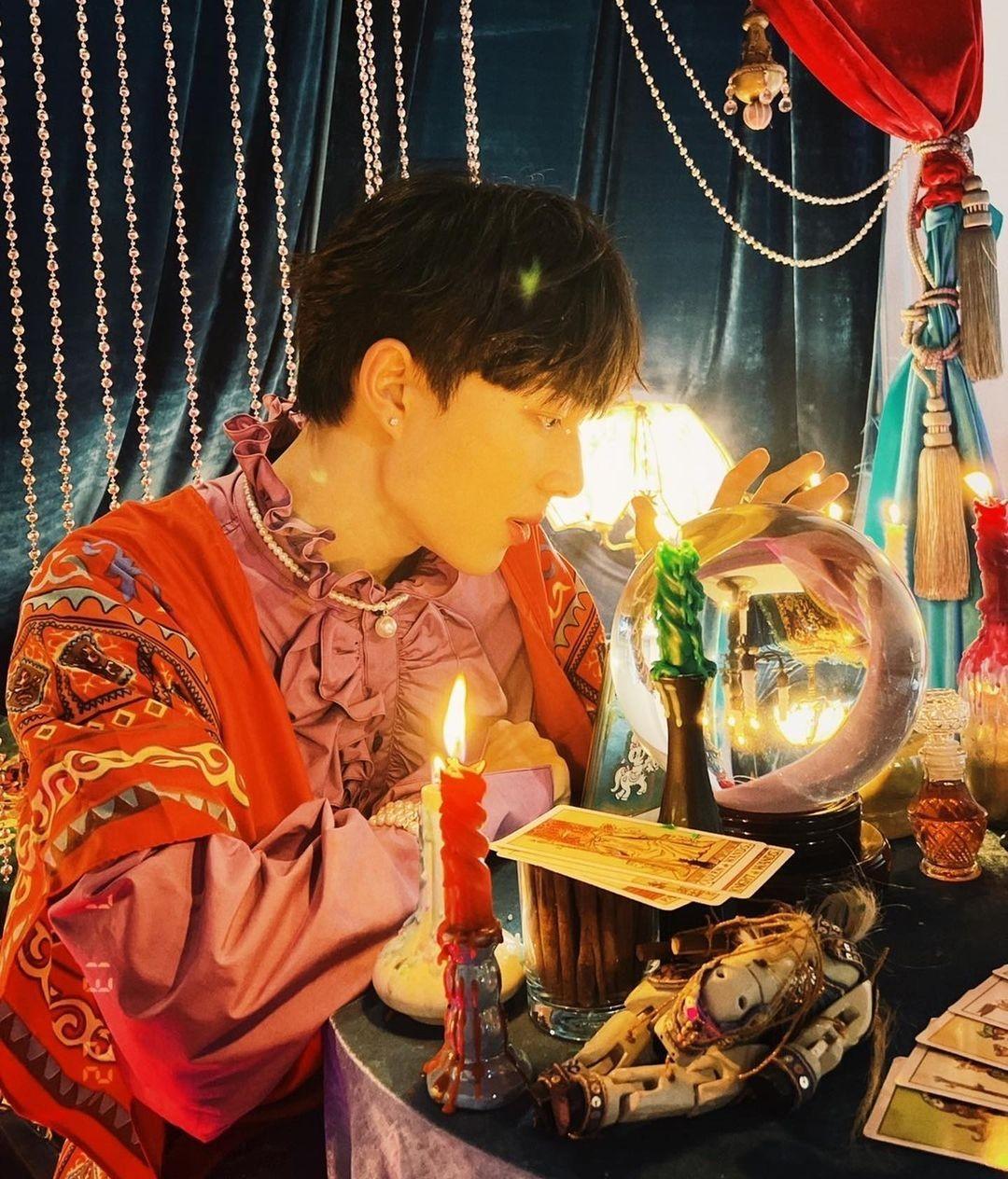 社交平台|恭喜!泰国男星NuNew社交平台粉丝破180万