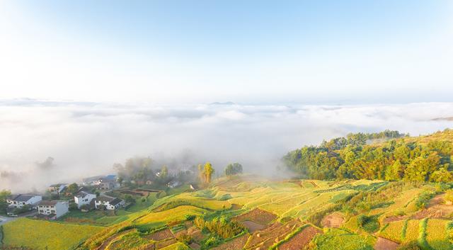 陕西|摩旅路上,发现一处有点儿小众却又特别美的景点,凤堰古梯田