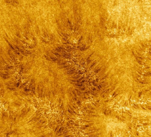 望远镜拍下太阳表面精美细节，开启太阳物理学新时代