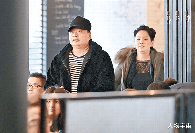 关晓彤|阮兆祥：与女友相处20年不婚不育，有30年红颜知己，彼此和睦相处