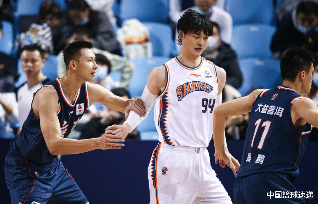 广东男篮|富兰克林22+7，上海力克广东，李春江留情面，易建联15+13！