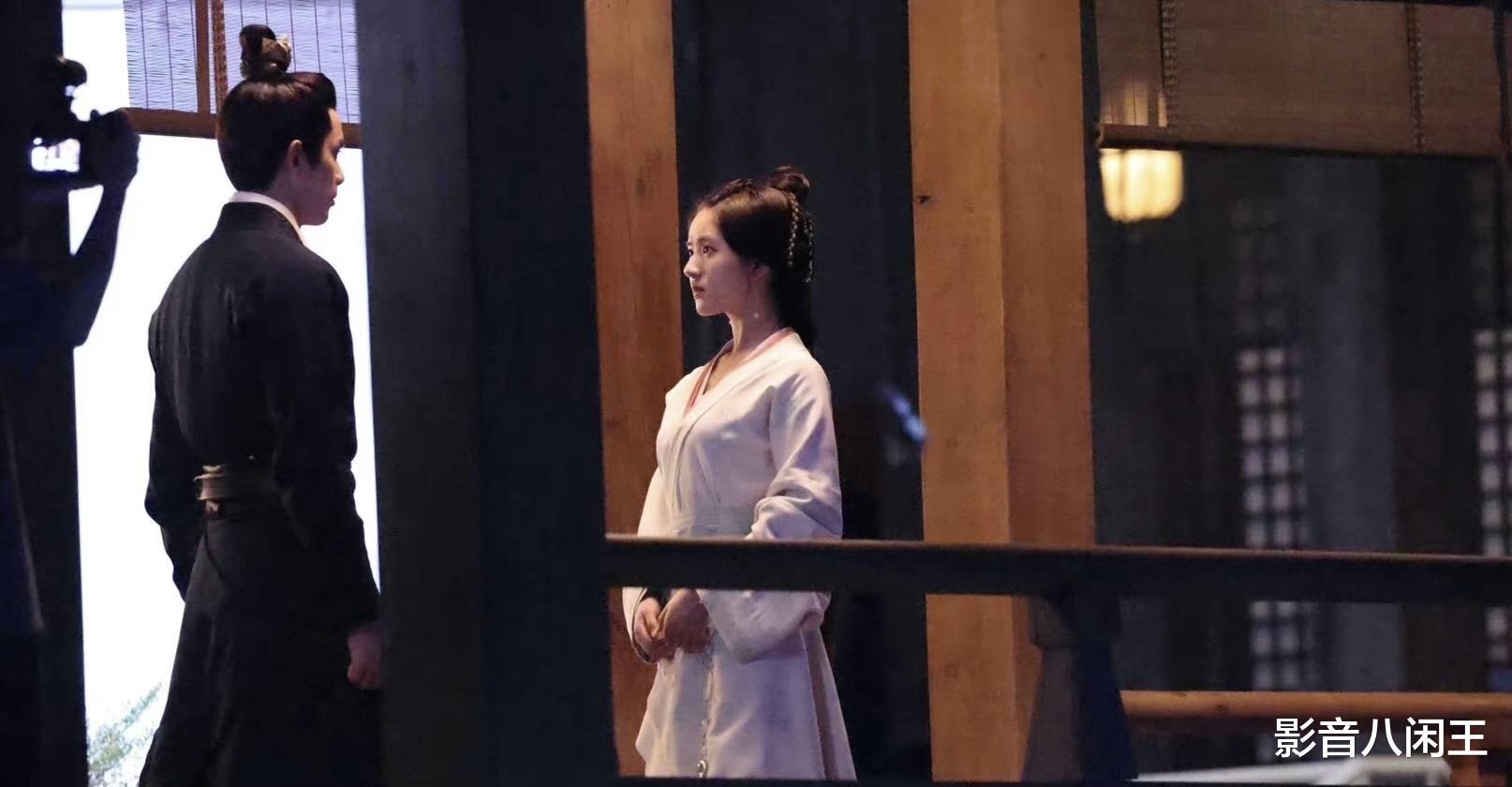 吴磊|一个头像引起的闹剧：吴磊置顶好友疑似向涵之，部分剧粉表示破防