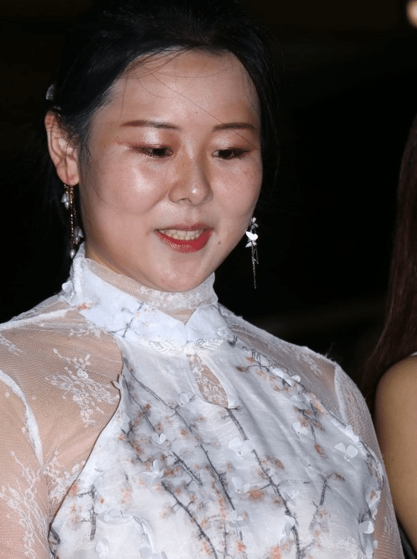 小姐姐|港姐第二轮面试，淘汰一半人后，审美终于正常了