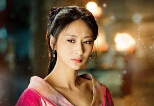 华胥引之绝爱之城|《华胥引》再次被翻拍，新丽手握版权，男女主将花落谁家？