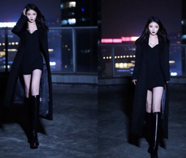 徐冬冬|徐冬冬穿流苏吊带裙玩性感！裙子开衩到腿根，对镜饮酒表情妩媚