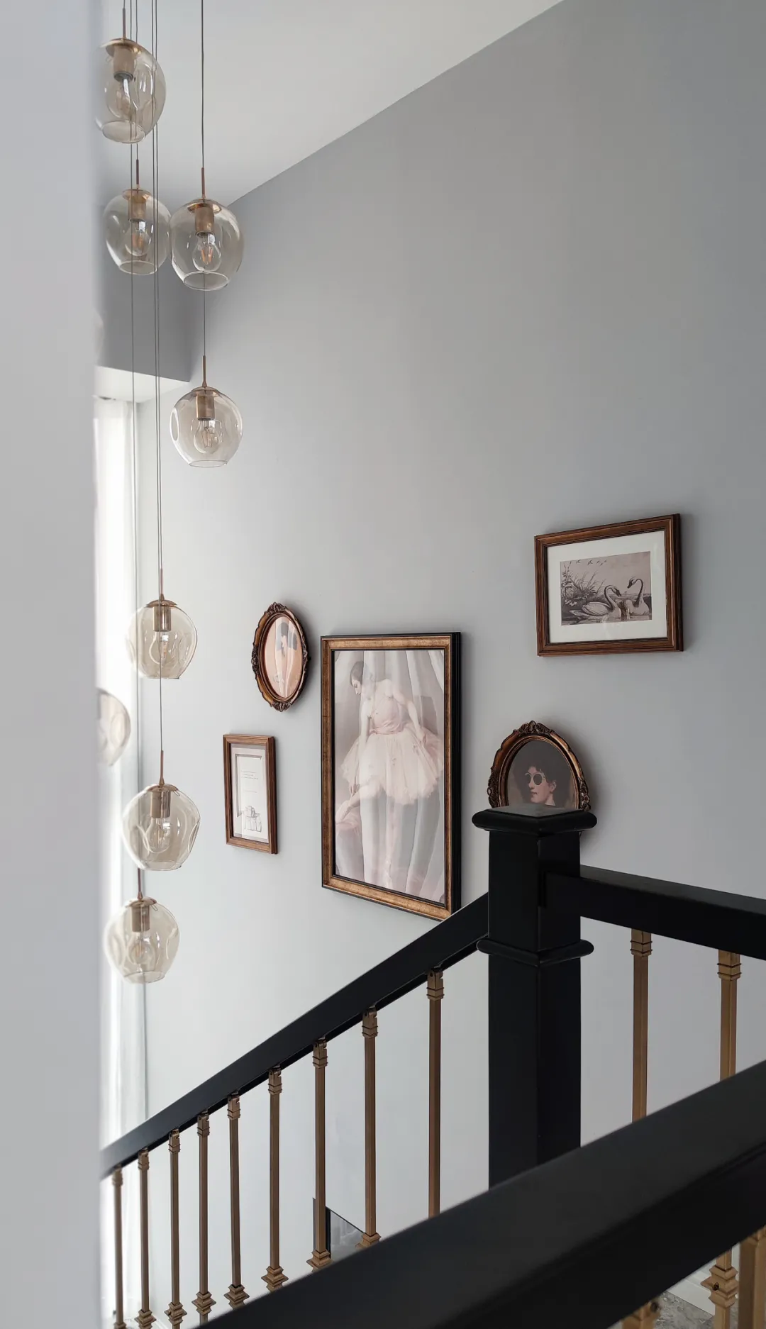 160㎡轻美式，自带氛围感的灰蓝色，营造浪漫的顶楼跃式！