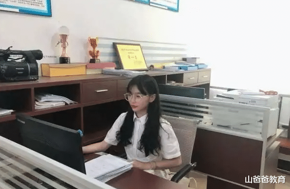 大学生|985毕业生求职辛酸史,到手工资才3800多,还被HR嘲讽就值这个价