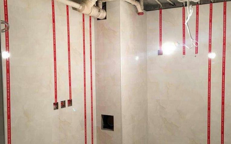 装修没结束,水管就被工人打穿!这一细节竟然还有人没注意