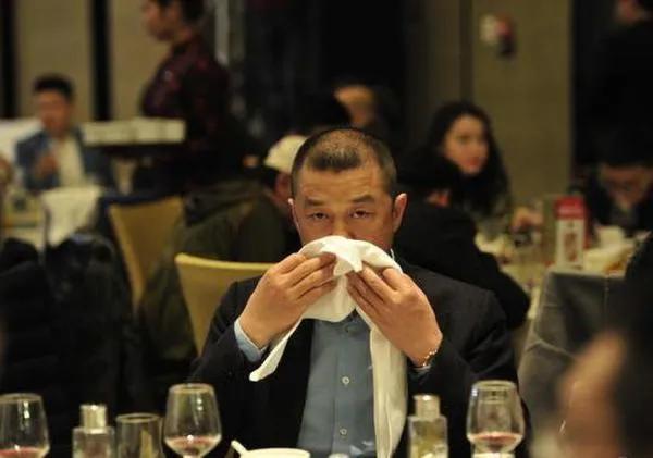 李亚鹏|李亚鹏：与海哈金喜生女儿后不再秃顶青春焕发，51岁才找到真爱