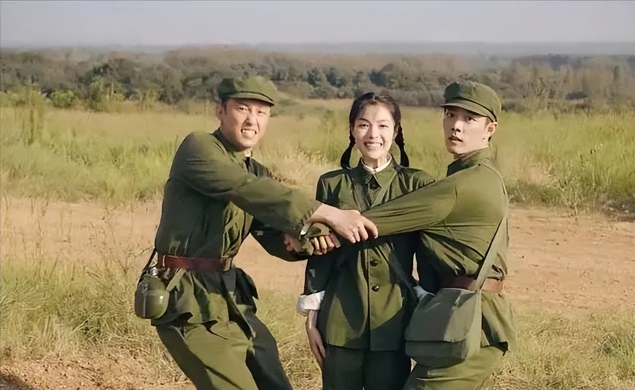 军人|同样是演军人，把肖战张译黄景瑜放在一起对比，差距就出来了