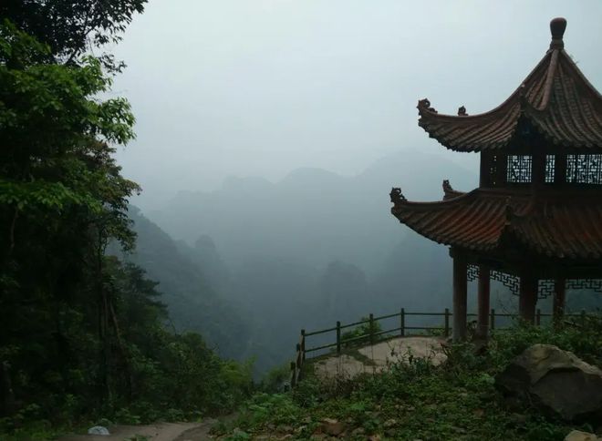 上海市|各色的风景，贵港西山的美真的是一绝！我还知道更多的贵港美景一起来看吧