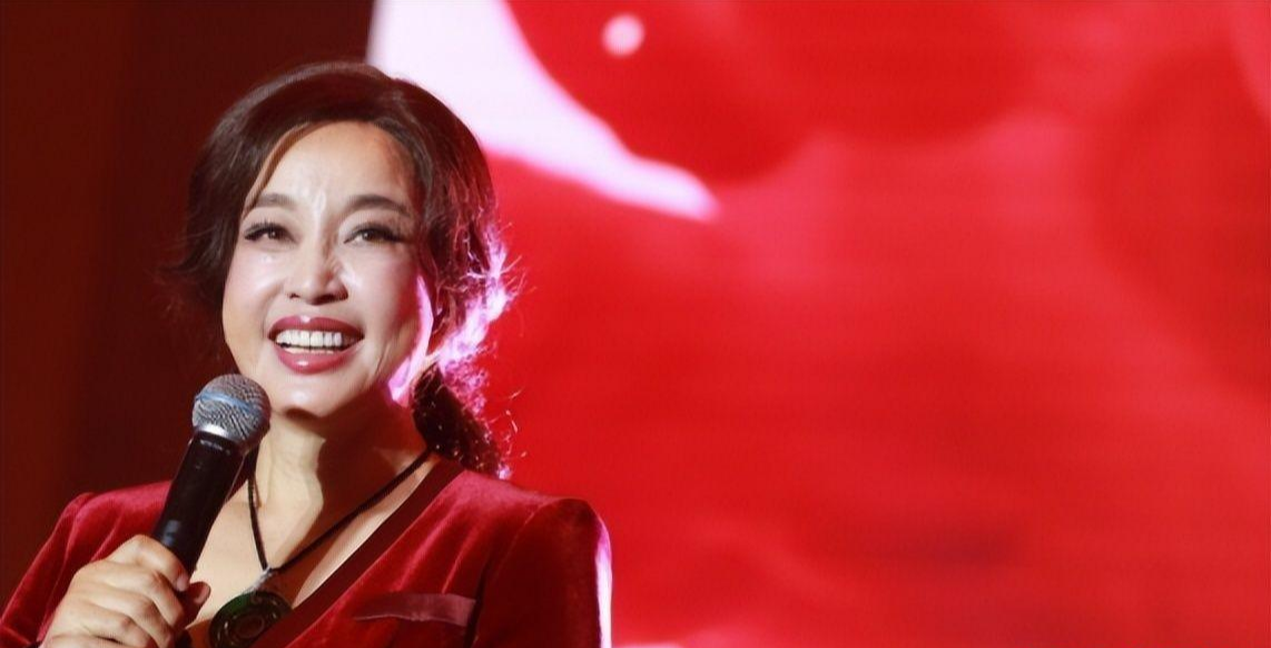 刘晓庆|刘晓庆毫不避讳谈狱中生活：只要不枪毙我，出来后我还是一条好汉