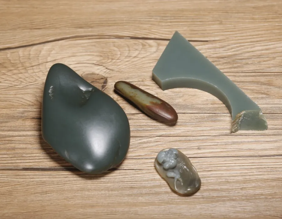 蓝调|一抹蓝色,为什么成了和田玉里的香饽饽!