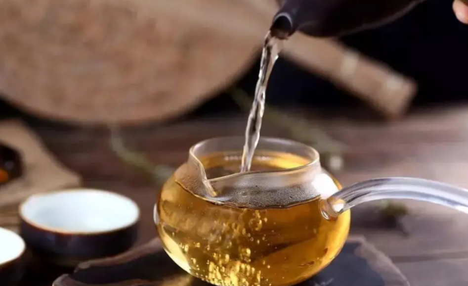 |泡茶直接倒开水?难怪不好喝!学会3招,不管泡啥茶都甘醇好喝