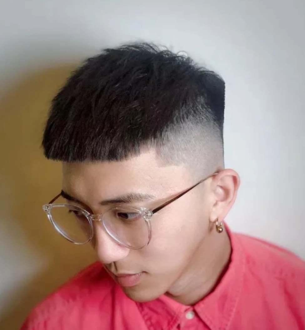 发型 18到28岁男士，看看这16款发型，款款都很帅气