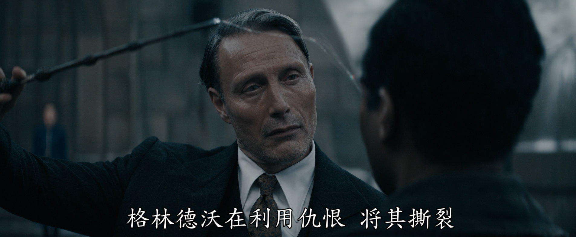 好莱坞|耗资9亿拍摄，票房2.5亿差评率62%，中国观众救不了《月球陨落》