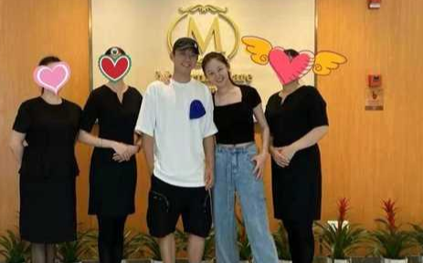 郑恺|苗苗二胎产后恢复好快！轻松驾驭露脐装