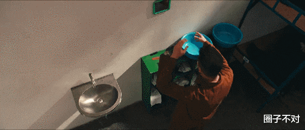 吕良伟|上映8小时，拿下两个第一，我断言：吕良伟的新片必会火遍全国