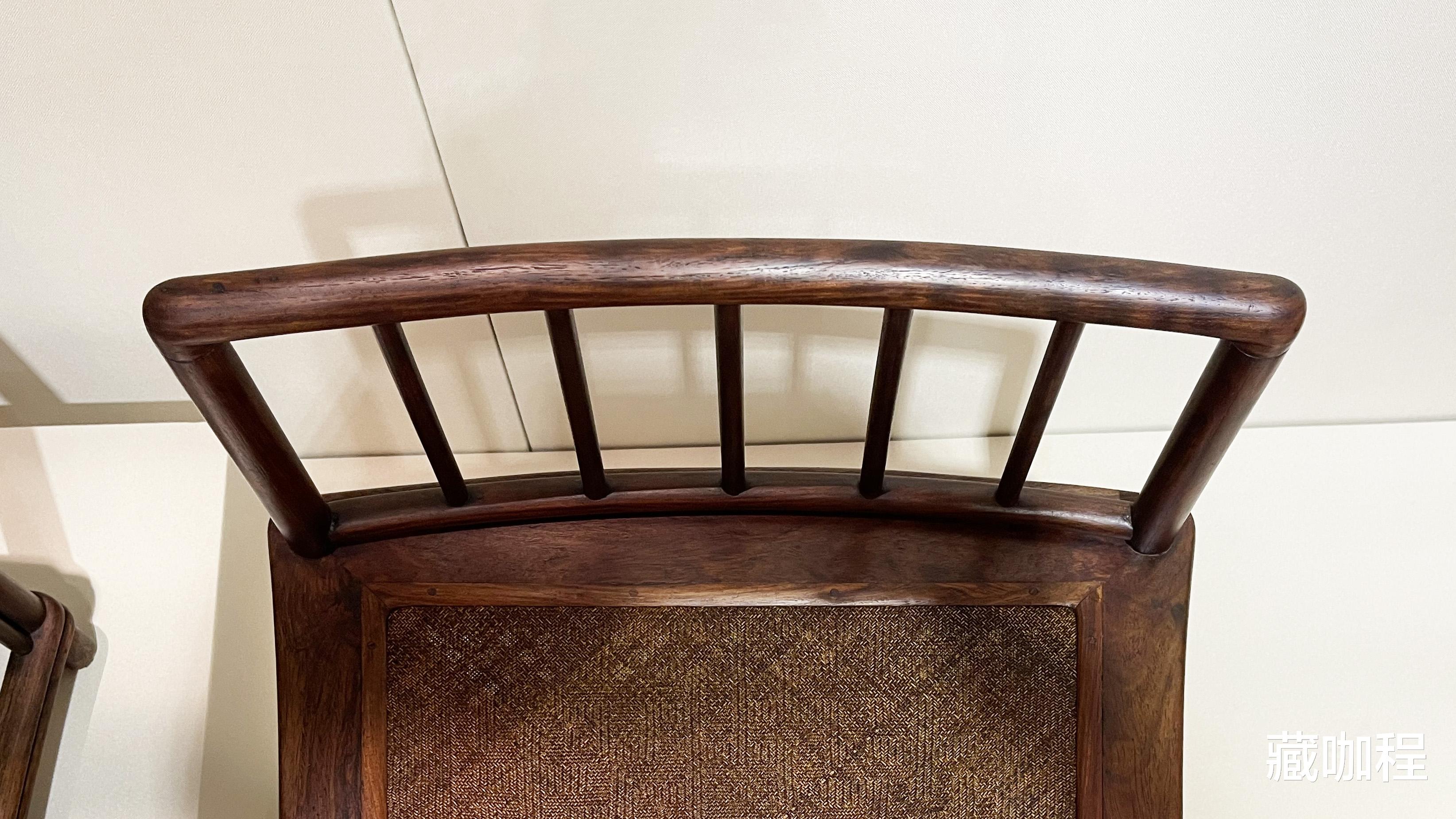 论语|前窄后宽扇面式，清黄花梨矮梳背椅仿竹器