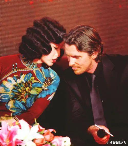 电影|神颜蝙蝠侠被爆形象崩塌？！爆肥100斤，粉丝：你要这颜值有何用