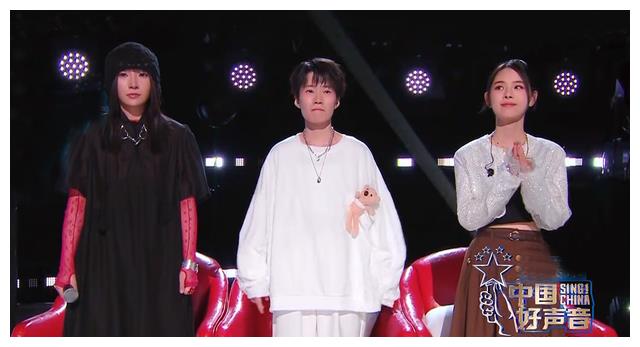 电影院|好声音组内考核：11强诞生4席，蔡子伊和张艺雯晋级，蝶长1票惜败