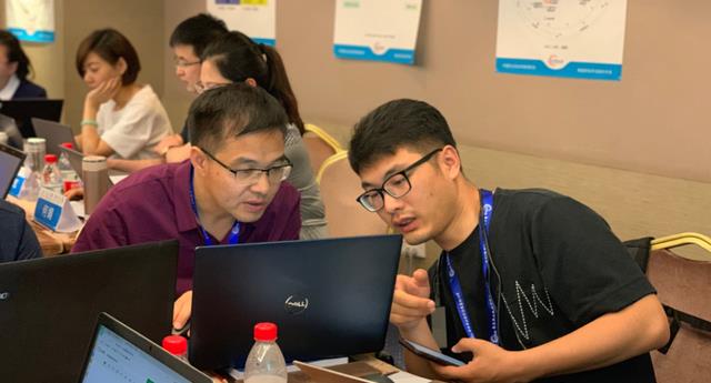 |家长觉得“脸上有光”的职业,可能在走下坡路,选相应专业需谨慎