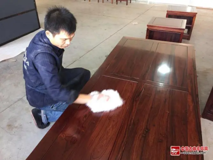 不会保养，再好的红木家具也用不久
