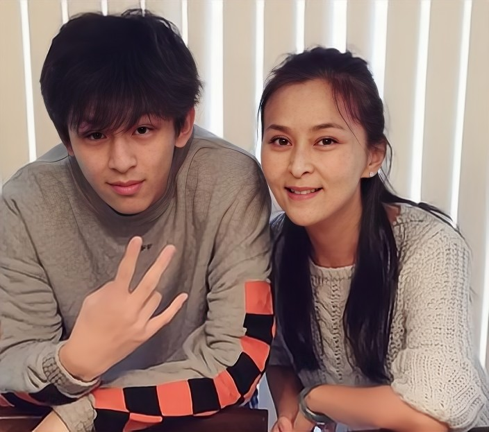 何音|离婚11年后，再看黄志忠、何音的各自境遇