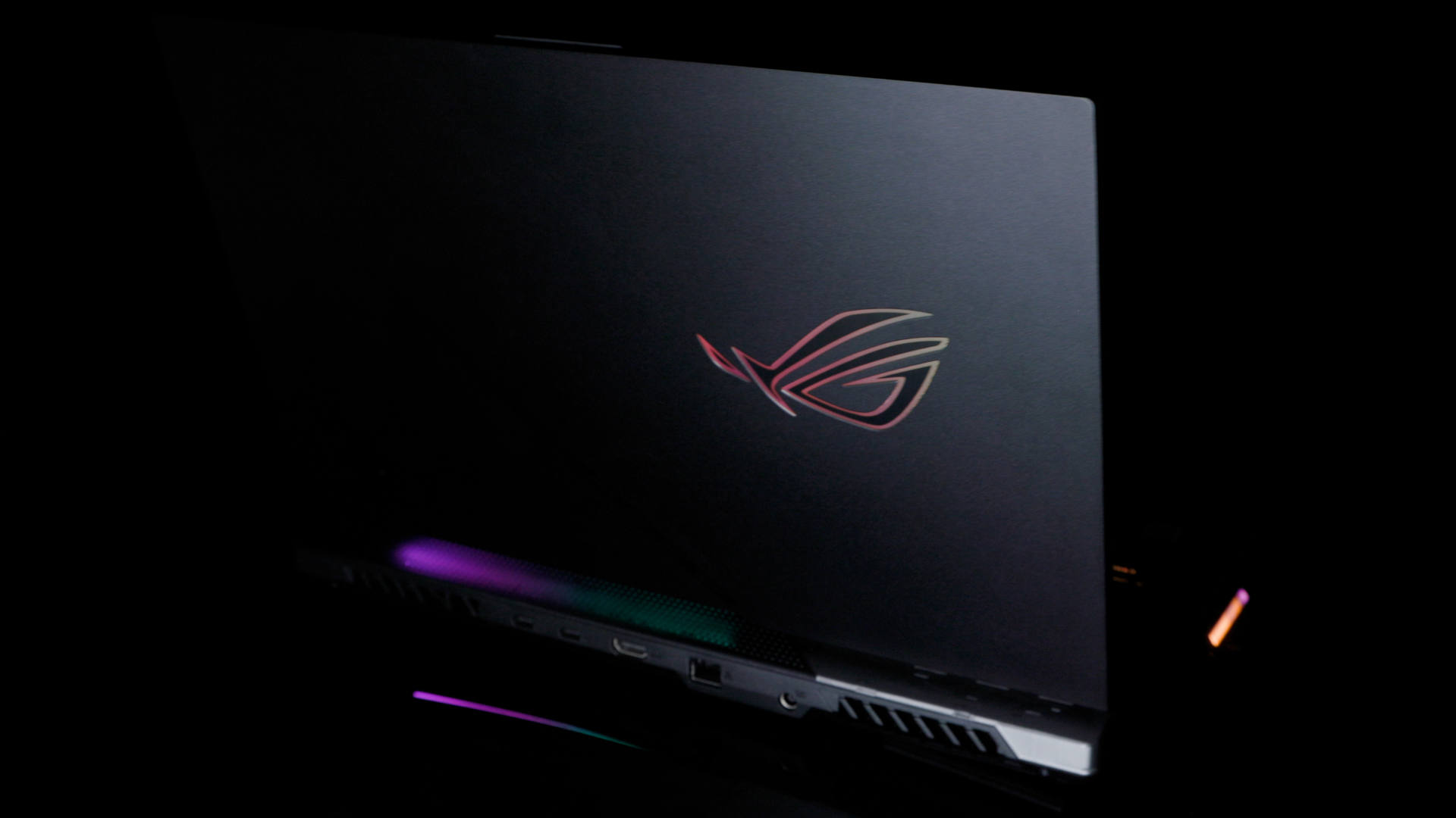 酷睿处理器|ROG枪神6深度体验:12代酷睿i9+满血版3070ti,这1万5花的值吗?