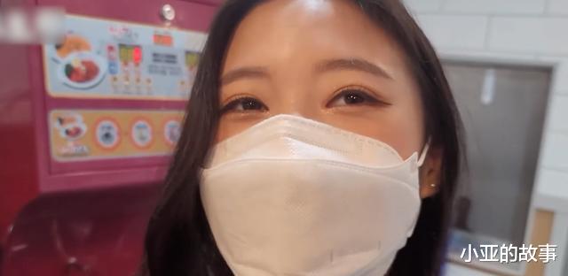 妻子坚持外出打工,丈夫刷到妻子的视频愤怒:他能把你填满是吗?