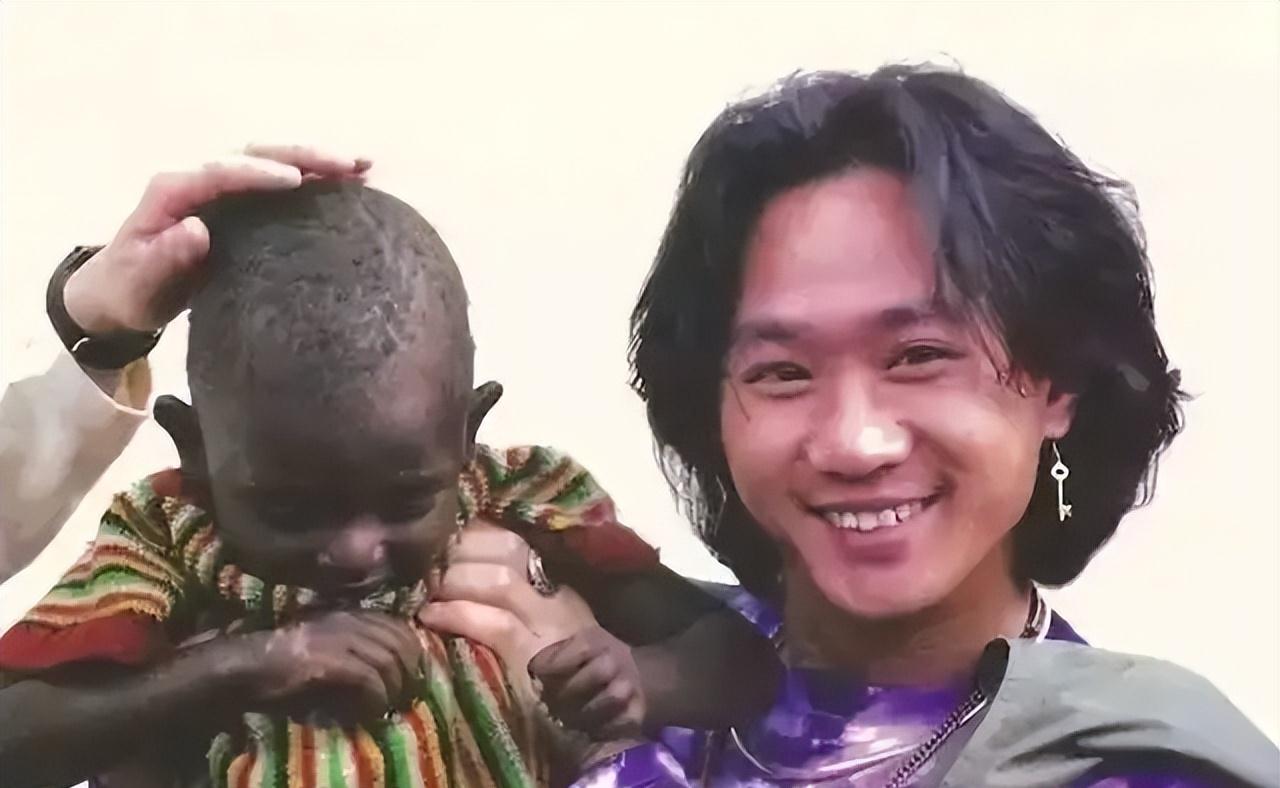 李小龙|巅峰时去世的6位男星，国内外都有，最小才31岁