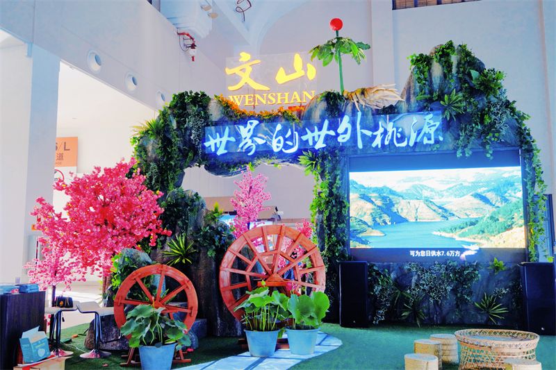 洪江|2022旅交会首日 超451万网友跟着直播云探馆