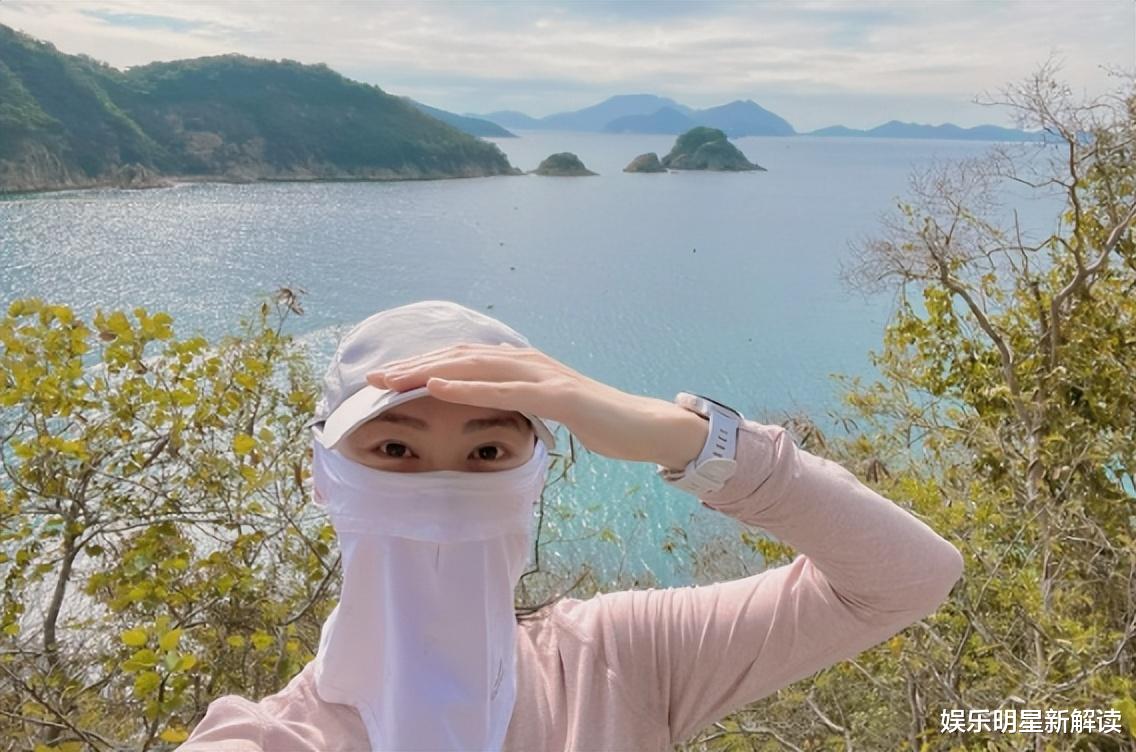 李泽楷|李泽楷女友晒近照!和闺蜜合影气质好,与梁洛施生活方式大不同