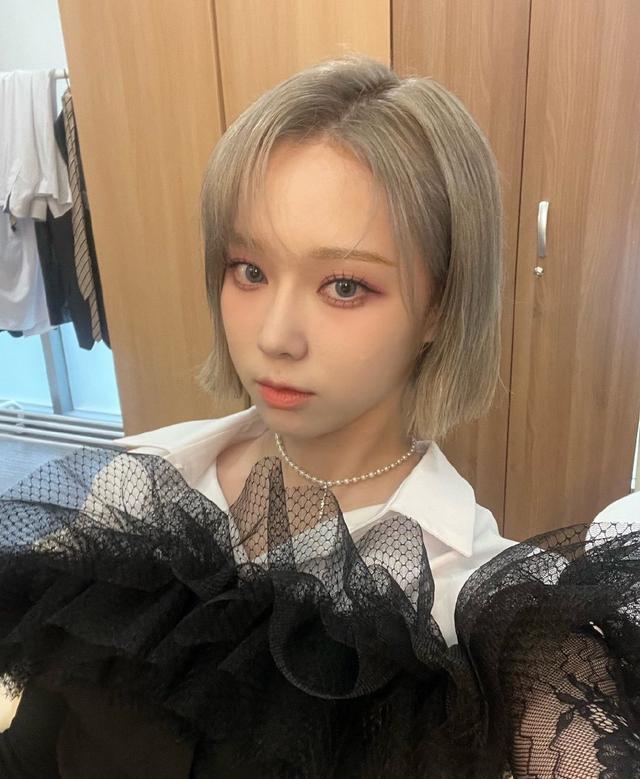 aespa|aespa吉赛尔回归舞台接连失误，在不开麦的情况下，舞蹈也没跳好