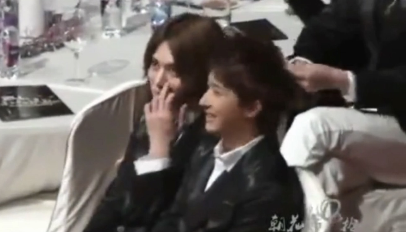 左右为难|爷青回！金希澈收到韩庚女儿出生的伴手礼，感慨：我什么时候做父亲