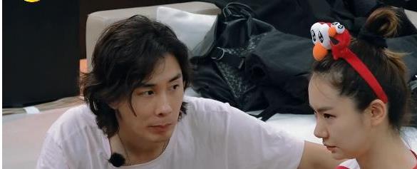 李承铉|“软饭男”李承铉：因带娃患上严重抑郁症，二胎随母姓引发争议