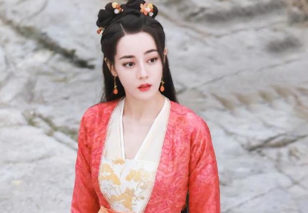 迪丽热巴|热巴带来一部大女主剧，再次挑战古装造型，男主人选让人放心