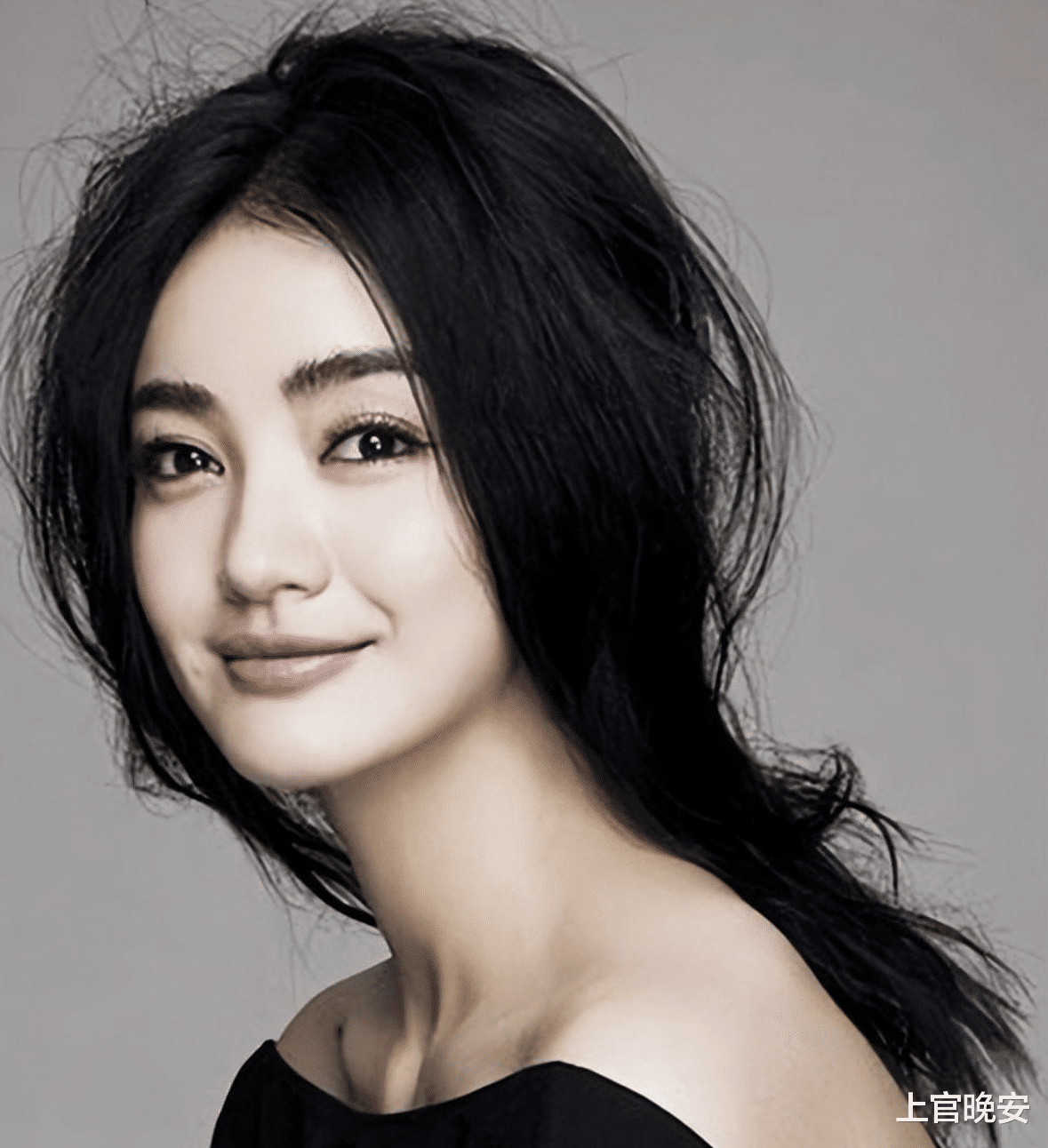 肖雄|被名字“拖累”的女星，个个貌美如花，却都有个很男人的名字