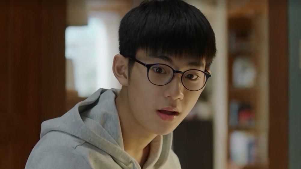 小欢喜|《小欢喜》中的磊儿，不幸却又幸运着