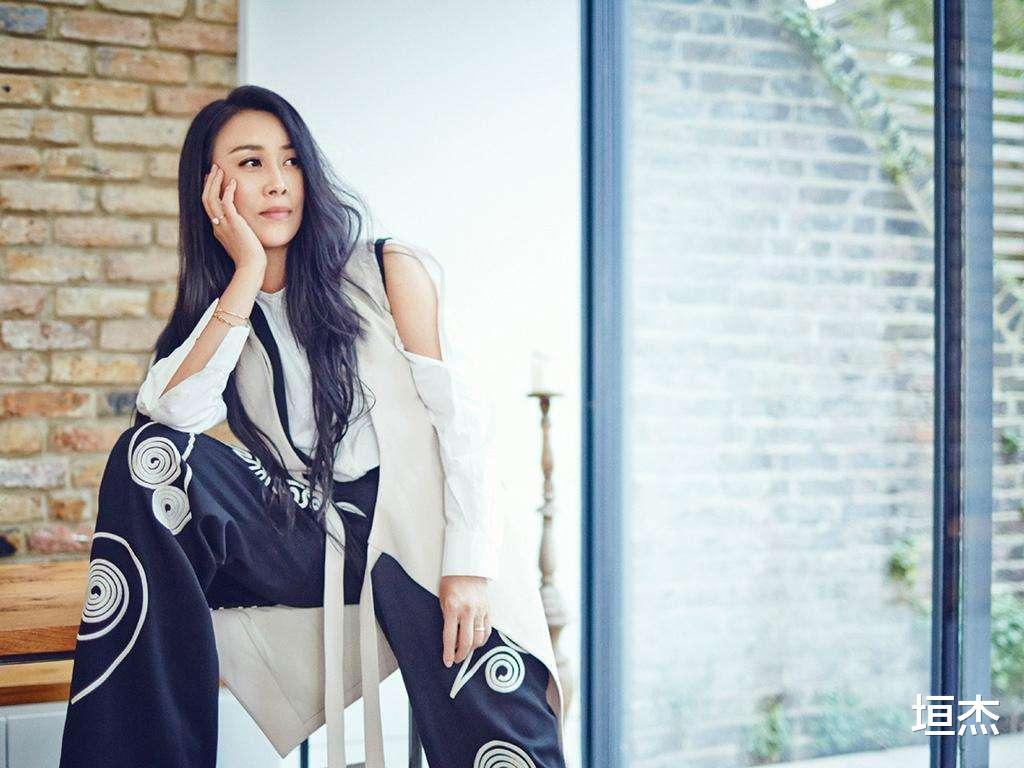 那英|孟桐：对那英一见钟情，顶着非议不离不弃，对继子视如己出，精彩