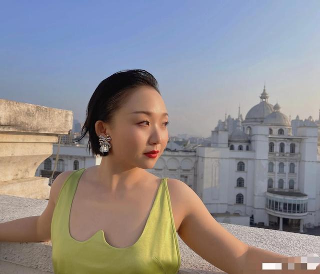 女孩|7位女星长相似路人，单眼皮，肿眼泡！有的正当红，有的成为影后