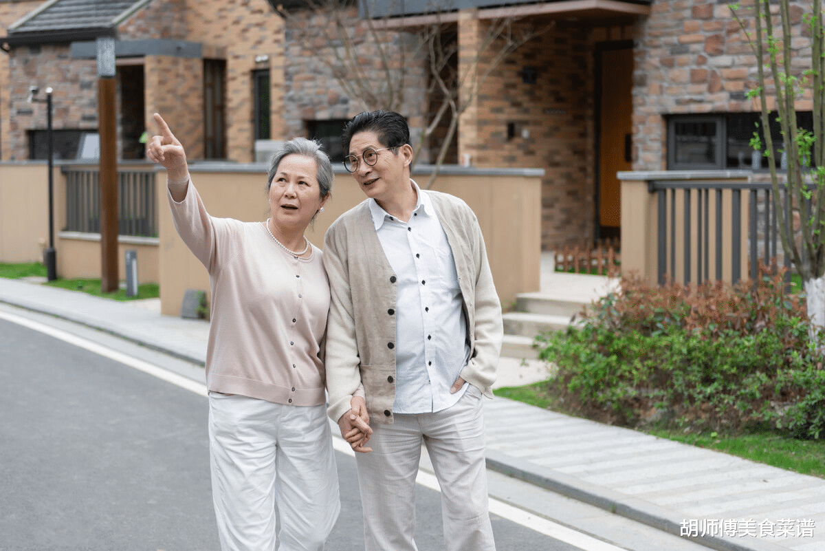 医生|睡前“最养人”的6个好习惯,泡脚仅排第二,第1完全出乎意料