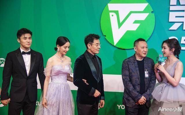 肖战|佟丽娅的美无法复刻，穿紫色薄纱亮片裙甜美浪漫，身材气质都不错