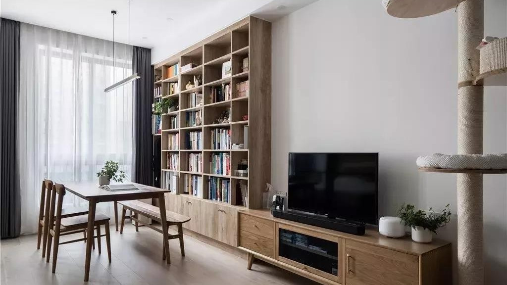 发现一对80后夫妻的家，虽然只有45㎡，但装修简约大气，格调十足