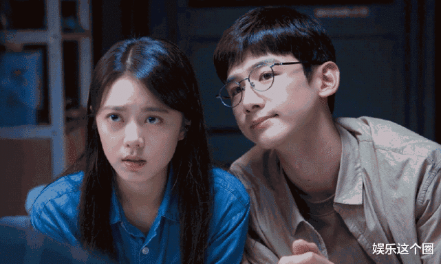 经典|白敬亭新剧开机照，让我瞬间联想到戴大口罩的鞠婧祎