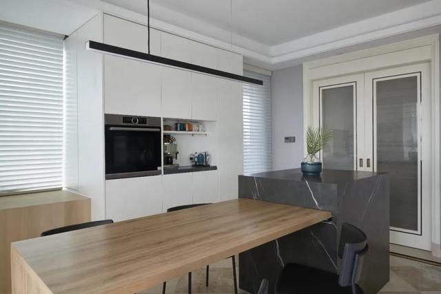 太能装了!她的127㎡新家,全屋做隐藏式收纳,美观又实用!