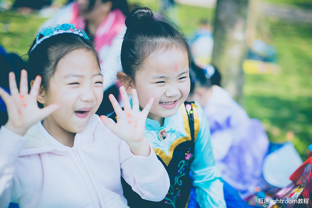如何给孩子拍出天真无邪的照片,这几招教你轻松搞定拍摄!