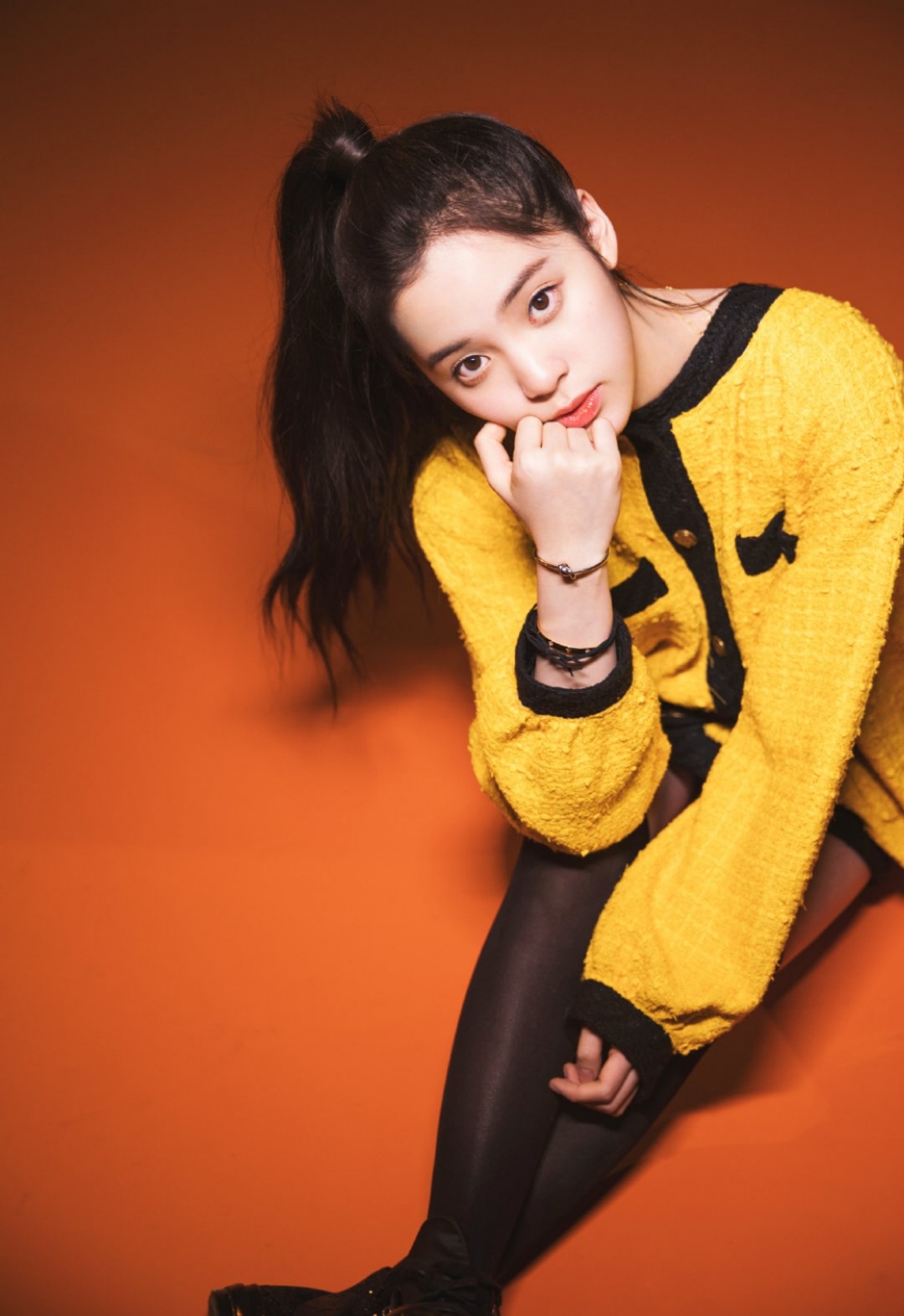 马季|谁说亚洲人与黄色系绝缘?倪妮宋祖儿欧阳娜娜都在穿,杨幂最爱。