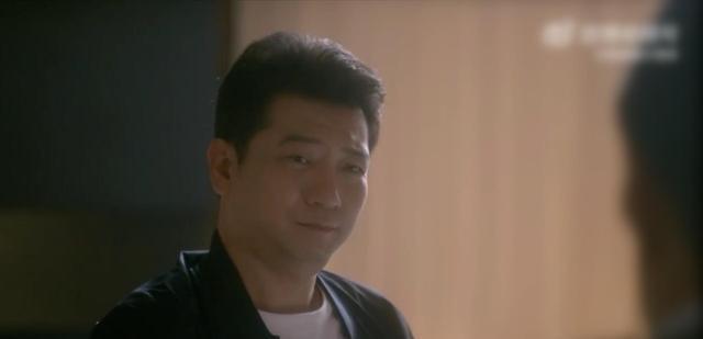 大博弈|《大博弈》:刘必定为何选择自首坐牢,而不是远走高飞?