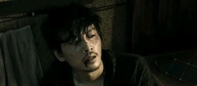 陈晓|陈晓凭借“换脸”式演技再度出圈,除了翩翩公子,他还能演硬汉